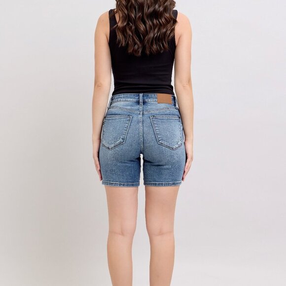 Judy‎ Blue Button Fly Mid Length Denim Shorts W/ Destroy - Picture 10 of 10